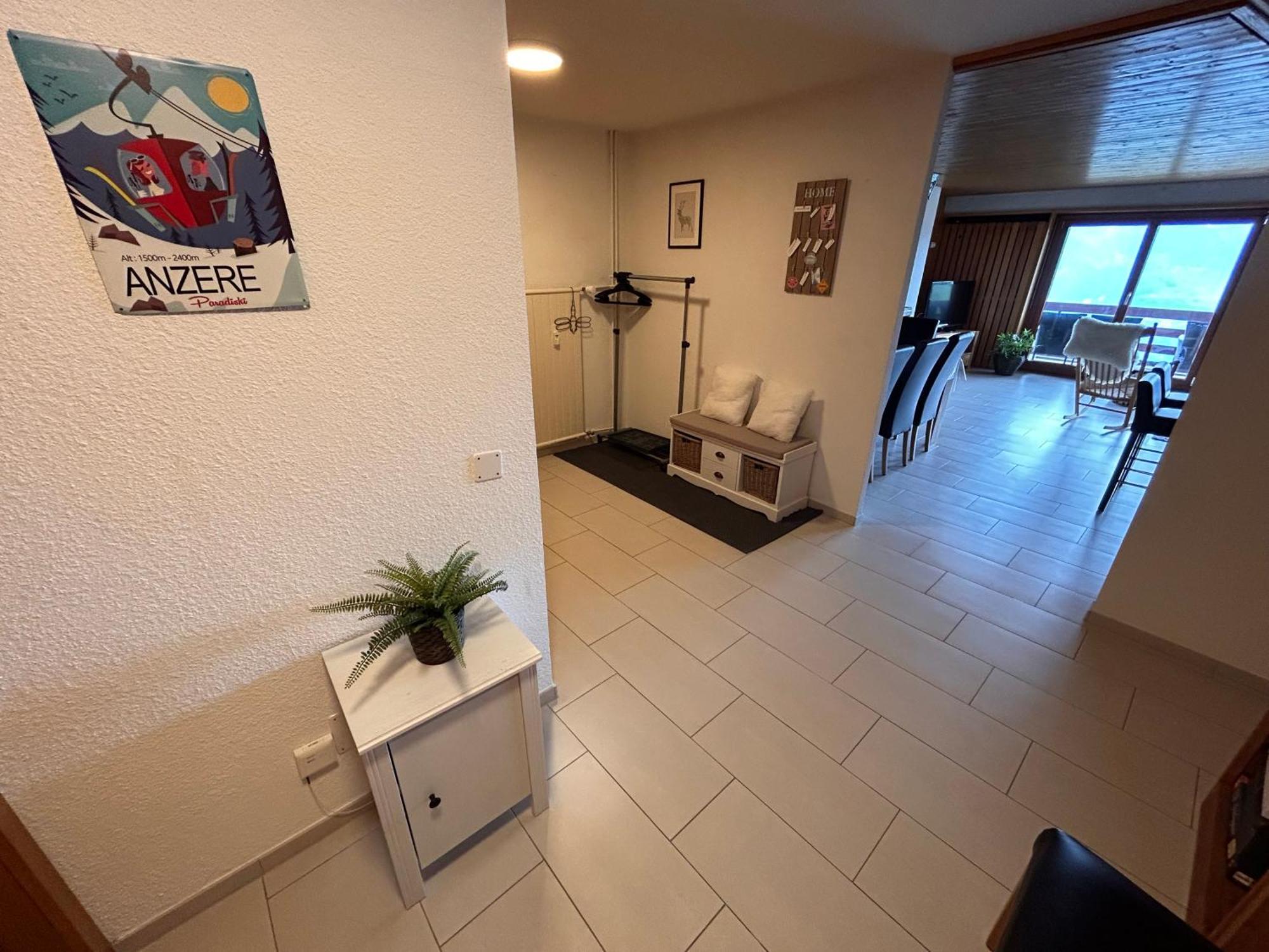 Orion C Av3 Apartment Ayent Bagian luar foto